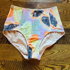 NWOT Kortni Jeane swim bottoms
